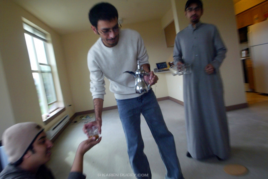 ducey-extraordinary-time-dallah-teapot